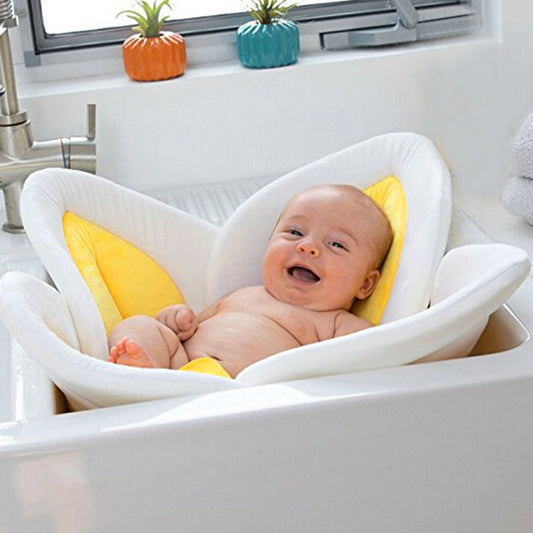 Blooming Baby Bath Mat: Safe, Soft, and Adorable Flower-Shaped Sink Insert